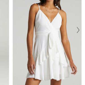 NWT Showpo Feels Like Love mini wrap dress Medium